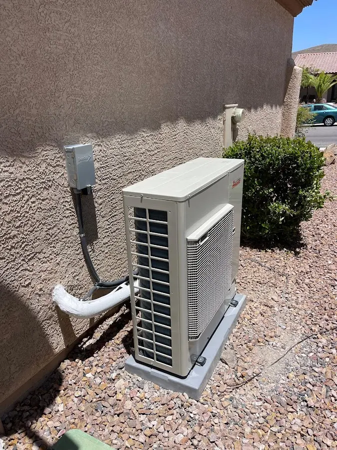 Residential air conditioning condenser unit in Lutz